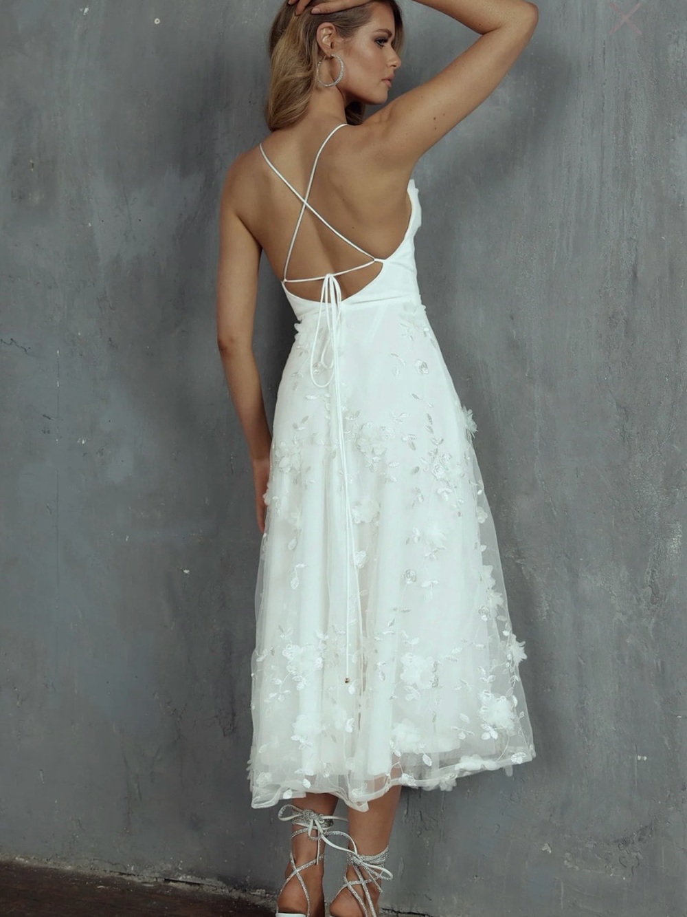 Selfie Leslie Floating By Pleated Neckline Mesh Midi Dress BNIB / NWT - Picture 2 of 4